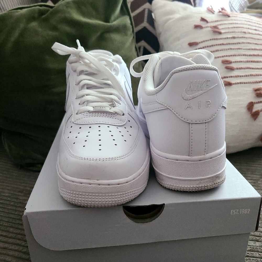 Nike Air Force 1